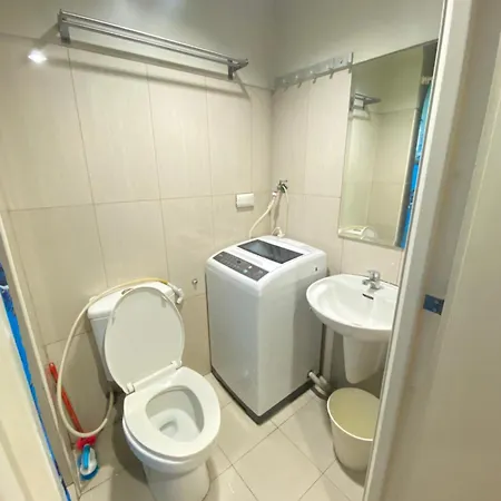 Budget Condo In Mall Of Asia
